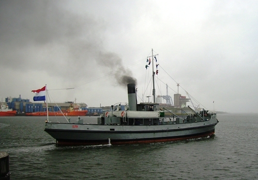 ELFIN nabij IJmuiden 2006